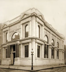 Drexel und Co., Chestnut St. Südseite, östlich der 5th